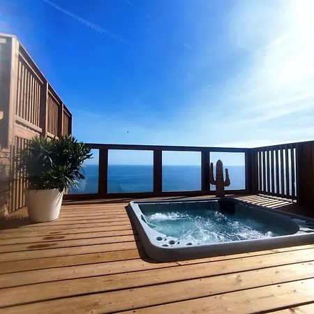 Sea View Amazing Camping Saint-Raphaël