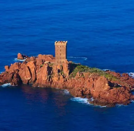 Sea View Amazing Camping Saint-Raphaël